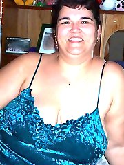BBW big belly wife nude in her bed