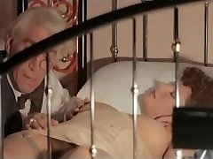 Some kind of retro fuck-a-thon robot nymph Some kind of retro fuck-a-thon robot nymph