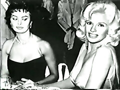 Sophia Loren explains giving Jayne Mansfield side-eye