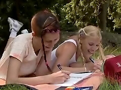 Outdoor threesome Outdoor threesome