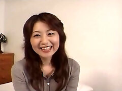 Japanese Housewife Gives a Specific Oral-Stimulation (Uncensored)