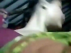 north indisch hausfrau zeigen ihr brüste north indisch hausfrau zeigen ihr brüste