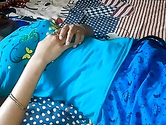 Indian Husband and wife kissing and fucking Indian Husband and wife kissing and fucking