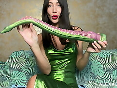 Hotkinkyjo in sexy green sundress fuck her ass with long dildo from sinnovator, anal handballing & prolapse