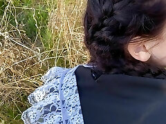 Schoolgirl porks in bushes after school