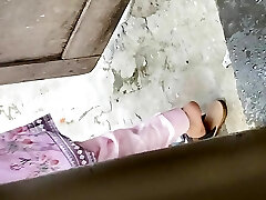 Chhoti Behen Ko Puri Nangi Hokr Nahate Dekha utter Desi Village Girl Douche Video