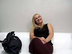 Jana - 2933 Jana - 2933