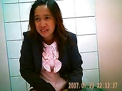 Hidden cam in thai office rest room