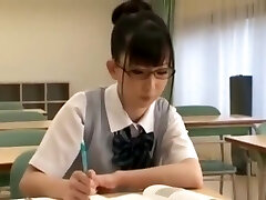 लेस्बियन स्कूल लड़कियों जापान