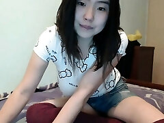 very super-fucking-hot amateur brunette webcam girl
