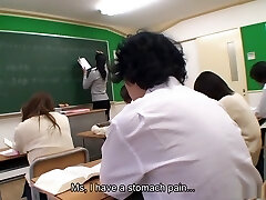 School nurse Nahomi Asakura makes a patient hard and jizm