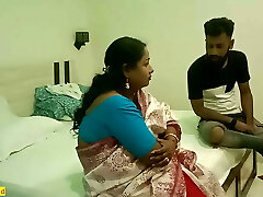 индийская жена-изменщица занимается горячим сексом с техником кондиционера!