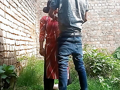 Indian hot girlfriend gets fucked by her bf outdoor hard-core Desi sex vid
