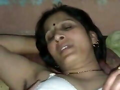 indian aunty pulverized with secret lover in her home