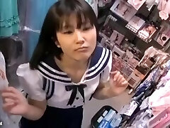 'girl upskirt 81' 'girl upskirt 81'