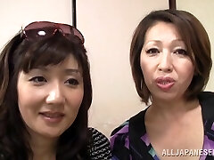 Three Way with two horny Japanese milfs
