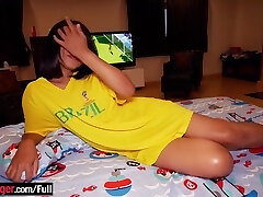 World Cup jersey Thai teen first-timer homemade oral job and cowgirl fucking
