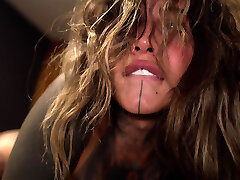 The Girl Who Knows About Tinder Invites Her Friends to Try My Yam-sized Appointment The Girl Who Knows About Tinder Invites Her Friends to Try My Yam-sized Appointment