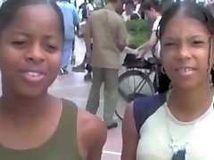 डोमिनिकन-थाई छात्र छात्रों संकलन