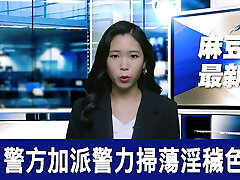 4 Horny Japanese Teens Enjoy INTENSE Tear Up With 2 Male Strippers