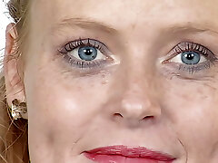 notgeile junge rothaarige ist beim casting und will nur ficken notgeile junge rothaarige ist beim casting und will nur ficken