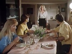 Italian beauty Moana Pozzi shows her goods