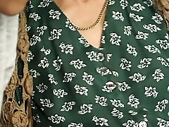 alte milf bekommt den nachbarssohn zu greifen alte milf bekommt den nachbarssohn zu greifen