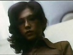 Female Schoolteacher : Boy Hunting (1975)
