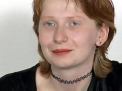 Cute redhead teen gets a lot of spunk on her face - 90's retro fuck