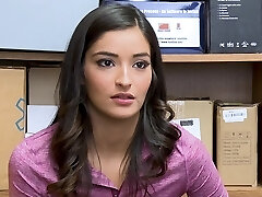 shoplyfter - ripetere il ladro cuaght rubare e scopata shoplyfter - ripetere il ladro cuaght rubare e scopata