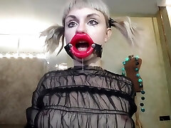 PIGHOLE RED LIPS MOUTH BLOWJOB BLONDE PIGTAILS Fellate