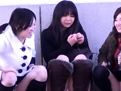 Japanese babes get filmed upskirt