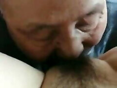 The old man licks the old lady &ndash; so exciting