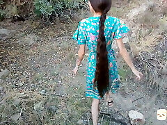 fratellastro scopa la sua sorellastra in pubblico. pompino e sesso pubblico. pov fratellastro scopa la sua sorellastra in pubblico. pompino e sesso pubblico. pov