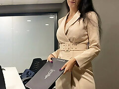 Fucked a scorching secretary in the office toilet
