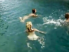 sexy rosso testa profondità gole un lungo nero cazzo poi prende scopata sexy rosso testa profondità gole un lungo nero cazzo poi prende scopata