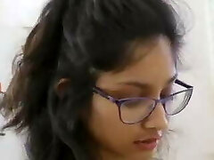 ragazza indiana renuka nuda