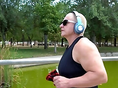 Bald granny Mony-Be sucking a hard spunk-pump and tearing up on the couch Bald granny Mony-Be sucking a hard spunk-pump and tearing up on the couch