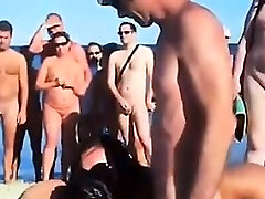 Swingers Uprawiają Seks Na Plaży