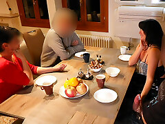 ho tirato fuori il suo cazzo gigante nel ristorante! pubblico extrem!