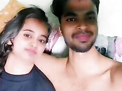 18 + giovane studente di college insegnante sesso anale video nel suo ostello