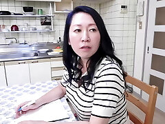 Kayo - Top Class Ripe Mature Honies: Carnivorous Cougar Who Would Do Anything For Her Offsprings