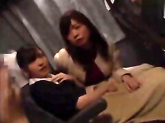 [JAV] Mother and daughter-in-law fucked in a bus