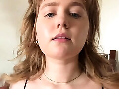 लड़की वेब कैमरा सोलो नि: शुल्क हस्तमैथुन अश्लील वीडियो
