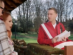 Ginger-haired MILF Ella Hughes seduced a mail fellow for a quickie. HD