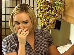 mollige blondine hat am sonntag sex im motel