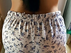 indische babysitterin's zierliche muschi wird von ihrem chef's schwanz gefickt