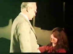 bellissima babe succhiare il vecchio cazzo piccolo bellissima babe succhiare il vecchio cazzo piccolo