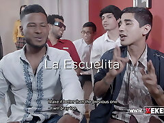 5 studenti trash loro insegnante aisha rengifo