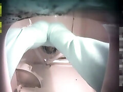 First-timer sit to pee and approach pussies to the urinate cam First-timer sit to pee and approach pussies to the urinate cam